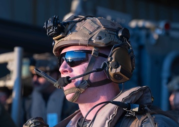 26 MEU(SOC)’s small boat detachment conducts ship-to-shore maneuver during amphibious operations