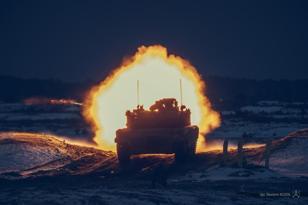 First Polish Tank Crew Qualifies on an M1A2 Tank at Nowa Deba Training Area