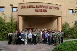 Bahraini students visit NSA Bahrain