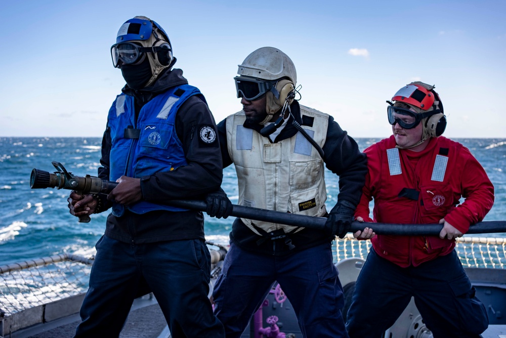 USS Princeton Conducts a Flight Deck Fire Drill