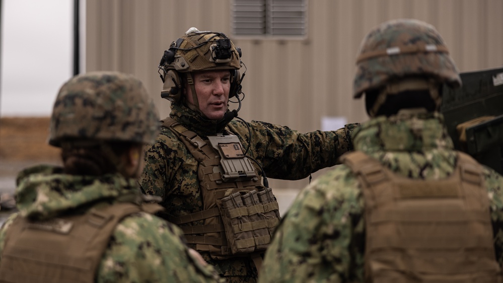 PHIBRON 4 Visits the 24th MEU During RUT