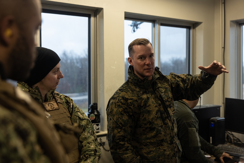 PHIBRON 4 Visits the 24th MEU During RUT