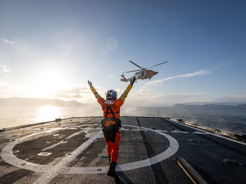 Helicopter in Flight Refueling