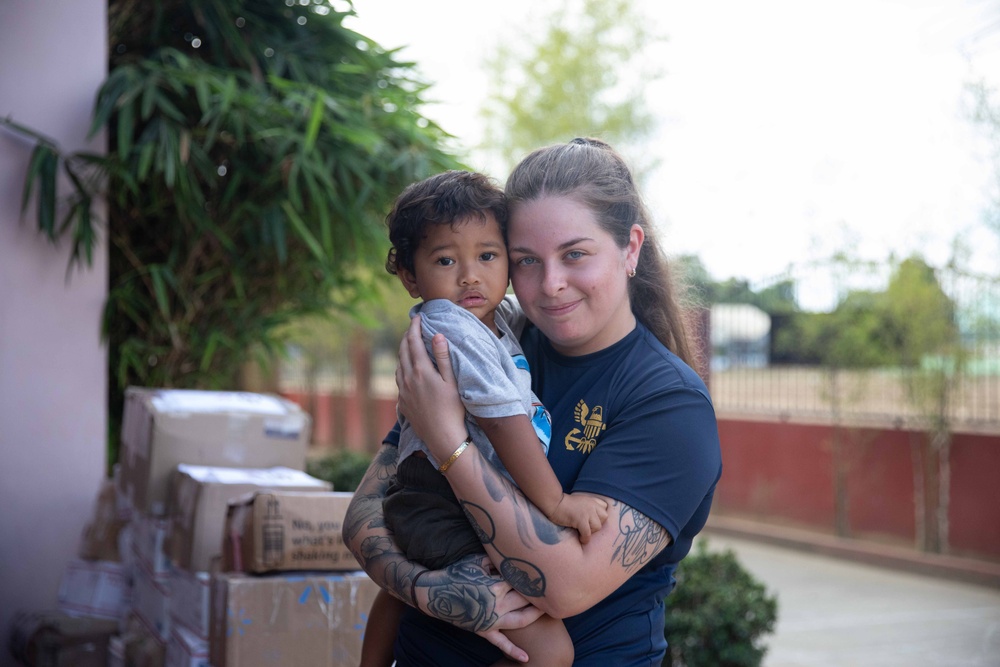 USS William P. Lawrence (DDG 110) Sailors Volunteer at Gentle Hands Orphanage