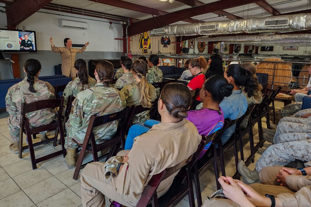 CLDJ Commanding Officer Speaks at Women’s Leadership Seminar