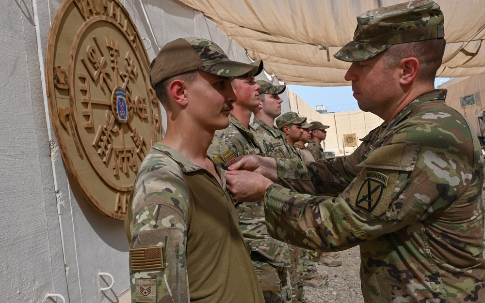 U.S. Airmen Receive Army Achievement Medal