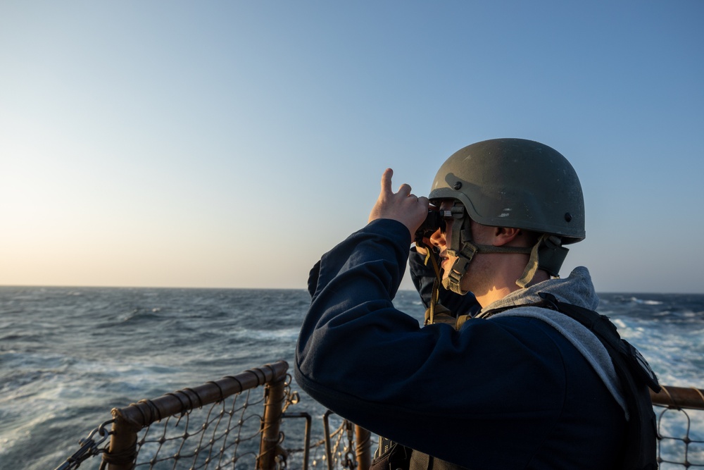 USS Laboon (DDG 58) Travels Through the Bab al-Mandeb Strait