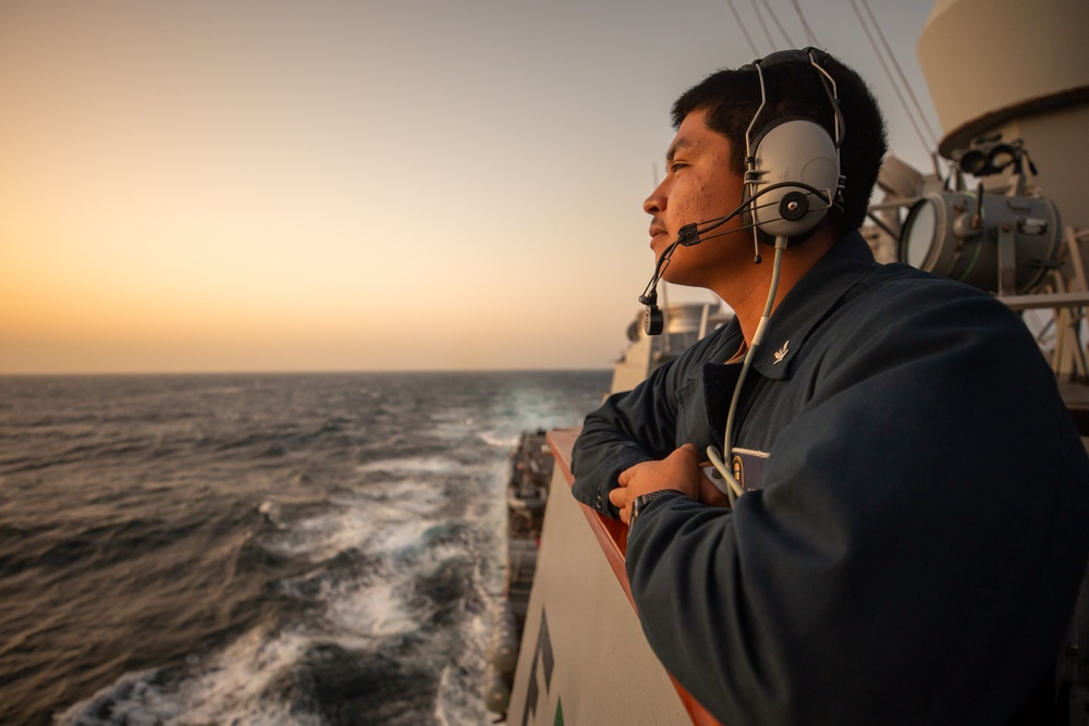 USS Laboon (DDG 58) Travels Through the Bab Al-Mandeb Strait