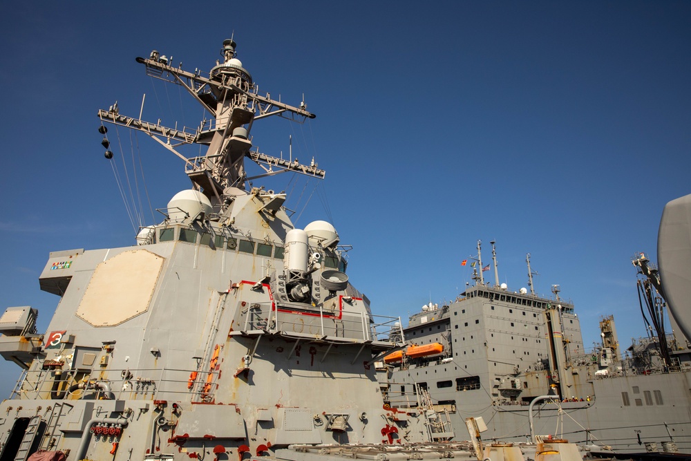 USS Laboon Conducts a Replenishment-at-Sea with USNS Alan Shepard in the Gulf of Aden