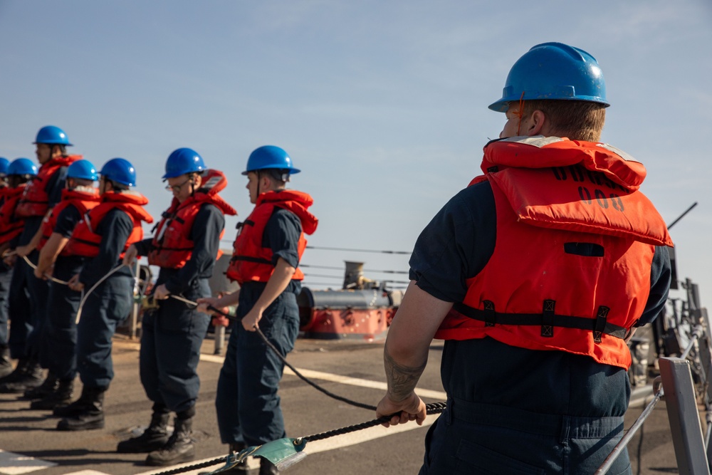 USS Laboon Conducts a Replenishment-at-Sea with USNS Alan Shepard in the Gulf of Aden