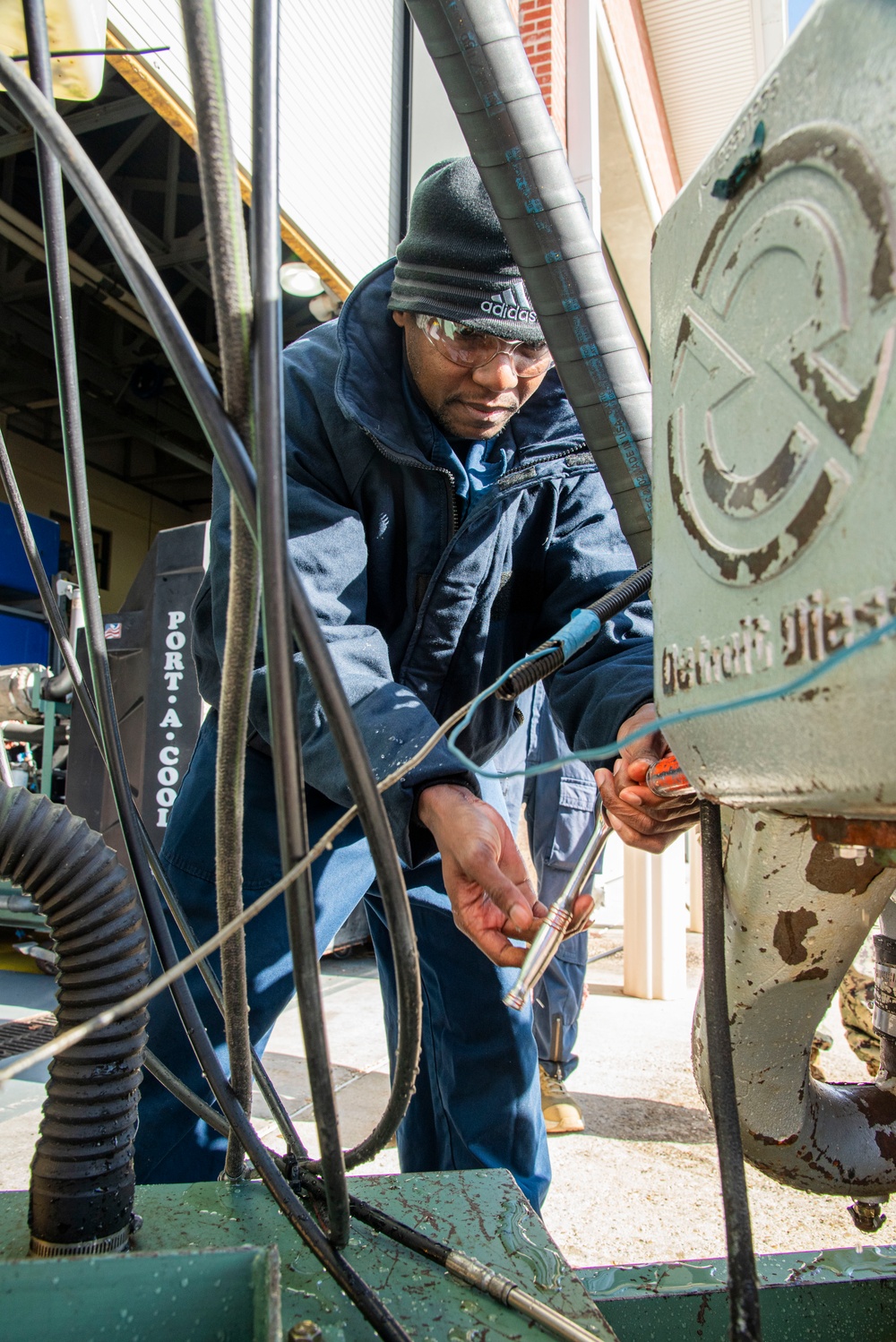 International Military Students Learn to Become Engine Technician