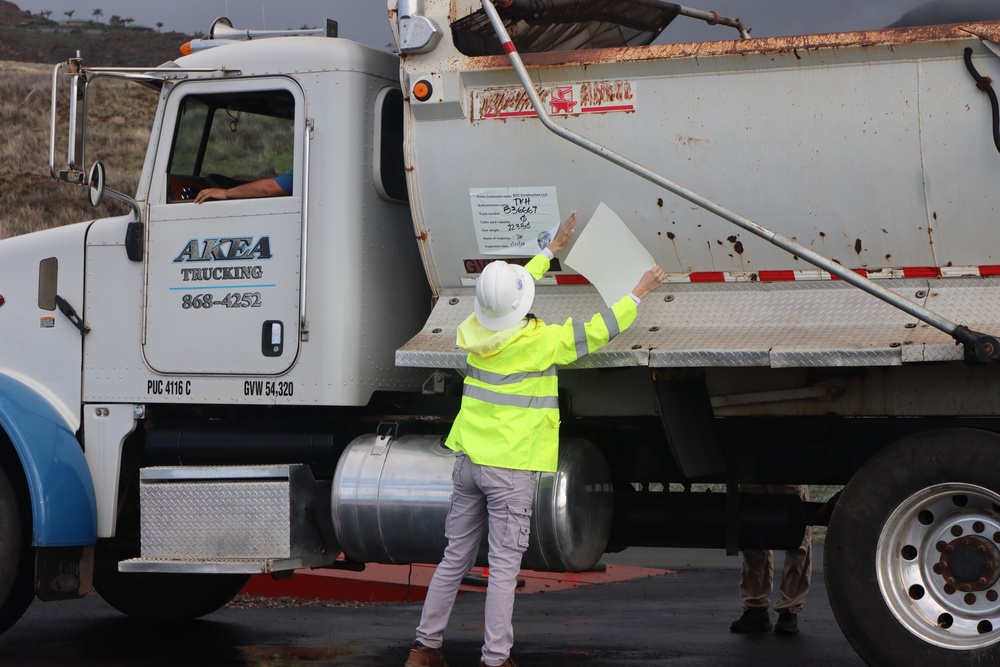 DVIDS - Images - U.S. Army Corps of Engineers contractor places label ...