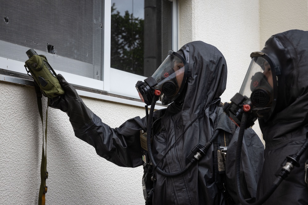 31st MEU CBRN conduct a Chemical Response Exercise