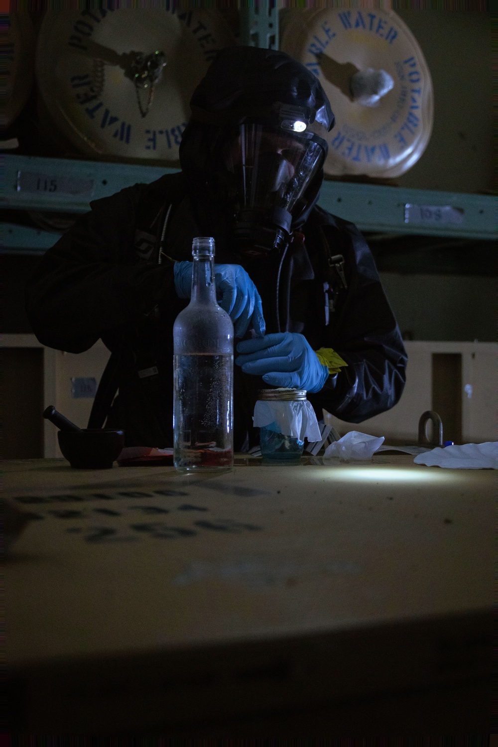 31st MEU CBRN conduct a Chemical Response Exercise