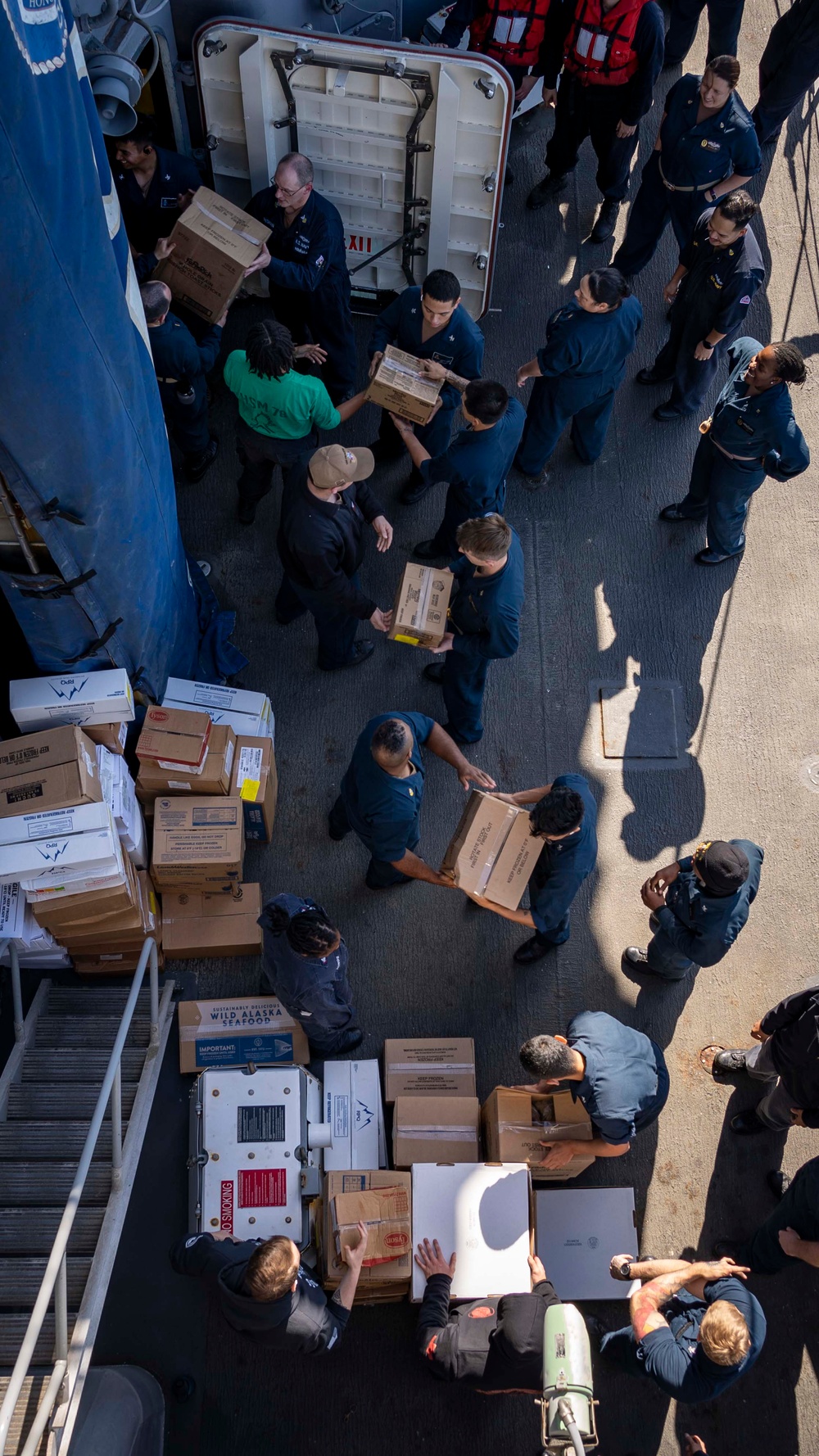 USS Princeton Conducts Replenishment-at-Sea with USNS Carl Brashear