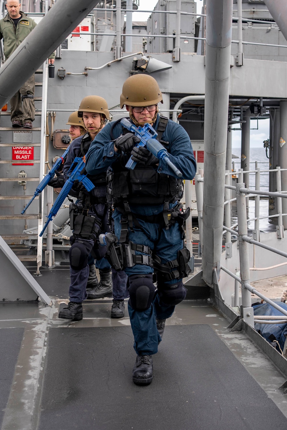 USS Princeton Conducts a Visit Board Search and Seizure Drill