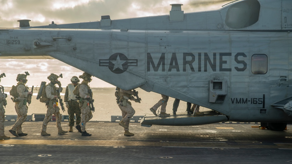 Recon Marines Launch from USS Boxer for Precision Raid