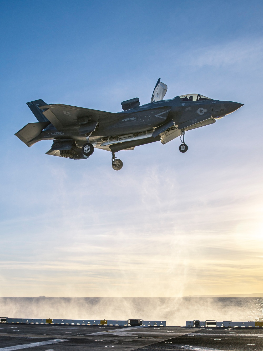 15th MEU F-35Bs Conduct Carrier Qualifications During Integrated Training