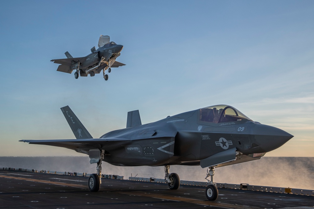 15th MEU F-35Bs Conduct Carrier Qualifications During Integrated Training