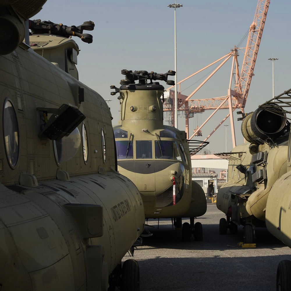 Warfighting (sustainment) - SDDC Transports 82nd CAB Aviation Assets into the CENTCOM Area of Operations