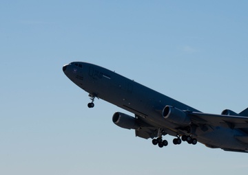 9th Air Refueling Squadron retires flagship KC-10 Extender 