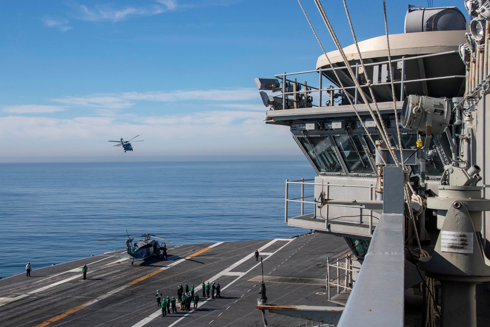 Abraham Lincoln conducts flight operations