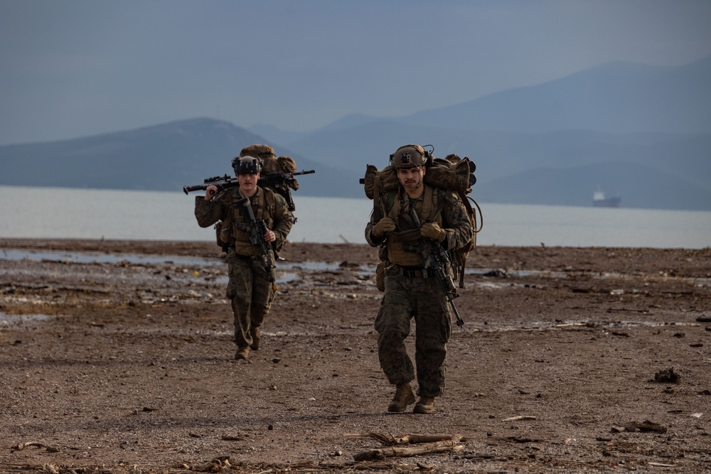 Ship-to-shore manuever during 26th MEU(SOC) MAGTF Sustainment Exercise, Odyssey Encore
