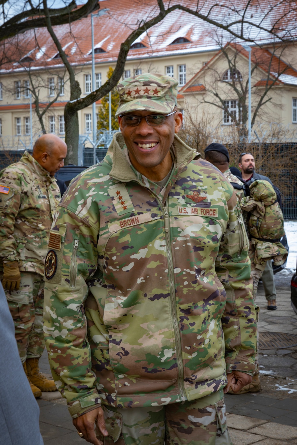 Chairman Of The Joint Chiefs Of Staff Visits Camp Kosciuszko