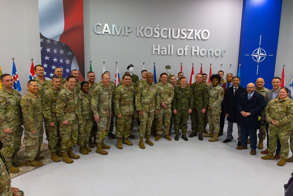 Chairman Of The Joint Chiefs Of Staff Visits Camp Kosciuszko