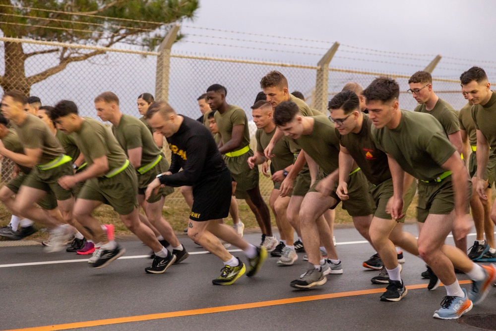 Marines and Soldiers Conduct Joint ACFT