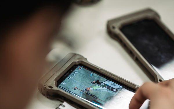 5th ANGLICO | Amphibious Rapid Deployment Brigade train using the deployed virtual training environment