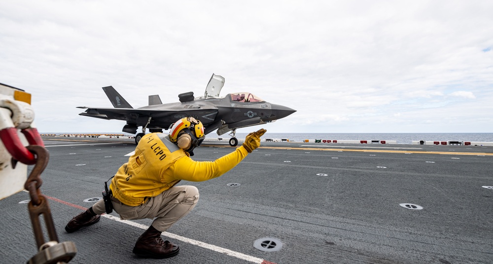 USS America Conducts Flight Operations With VMFA 121