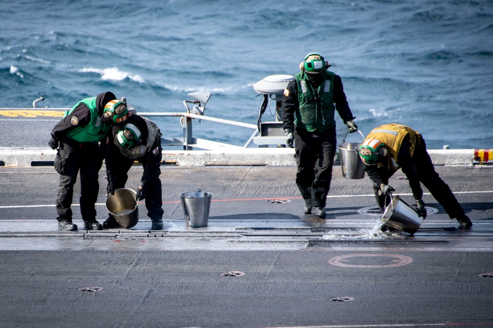 USS Carl Vinson (CVN 70) Sailors Conduct Maintenance