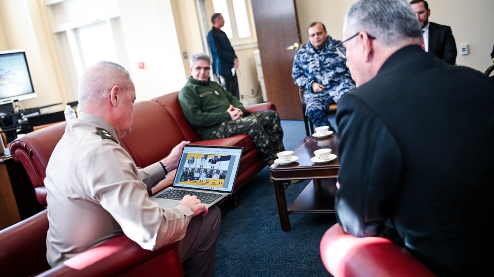 Peruvian Dignitaries present Historic Portrait to the Inter-American Defense College