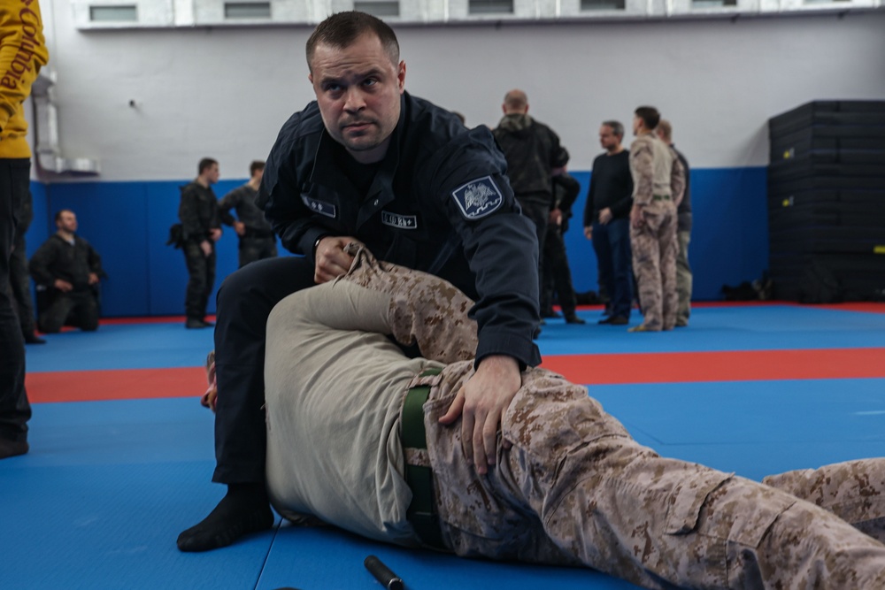 FASTEUR Trains with Moldovan Police Forces