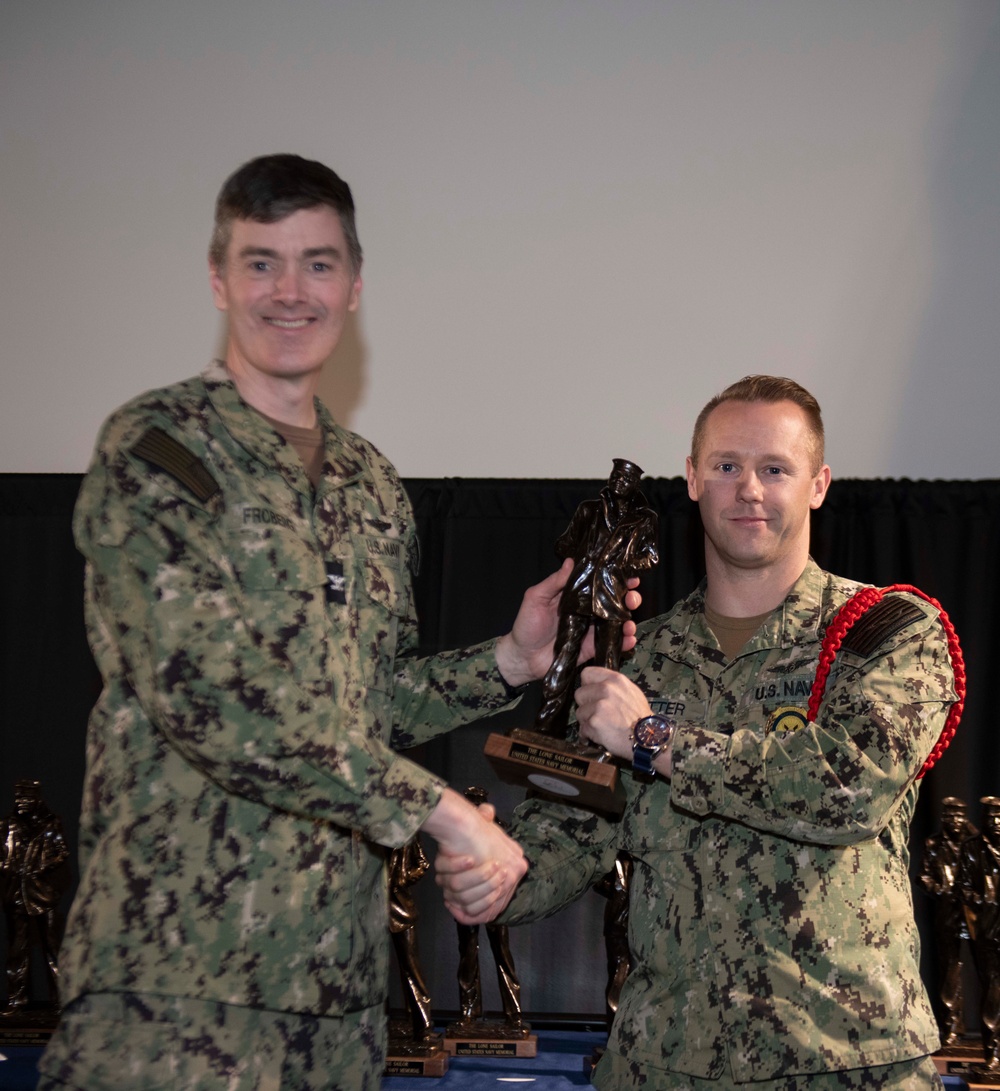 NSGL, Tenant Command Sailors Receive Navy League SOY Awards