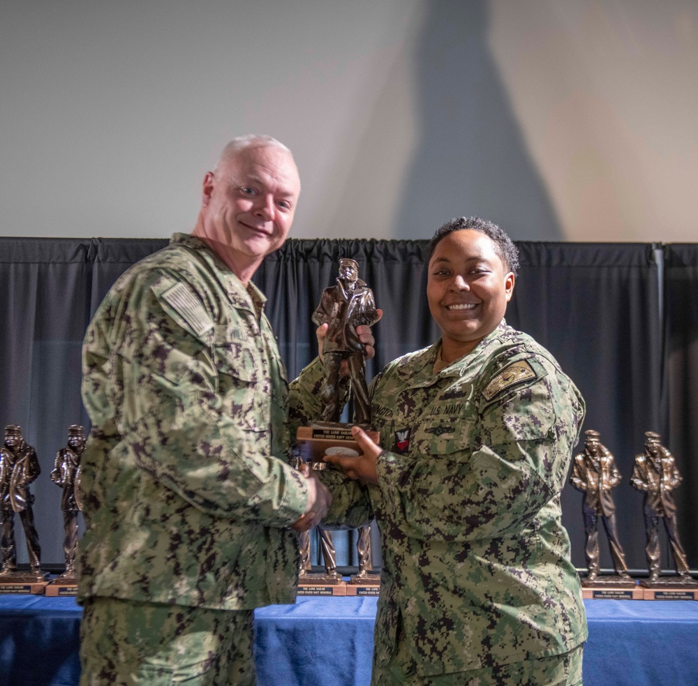 NSGL, Tenant Command Sailors Receive Navy League SOY Awards