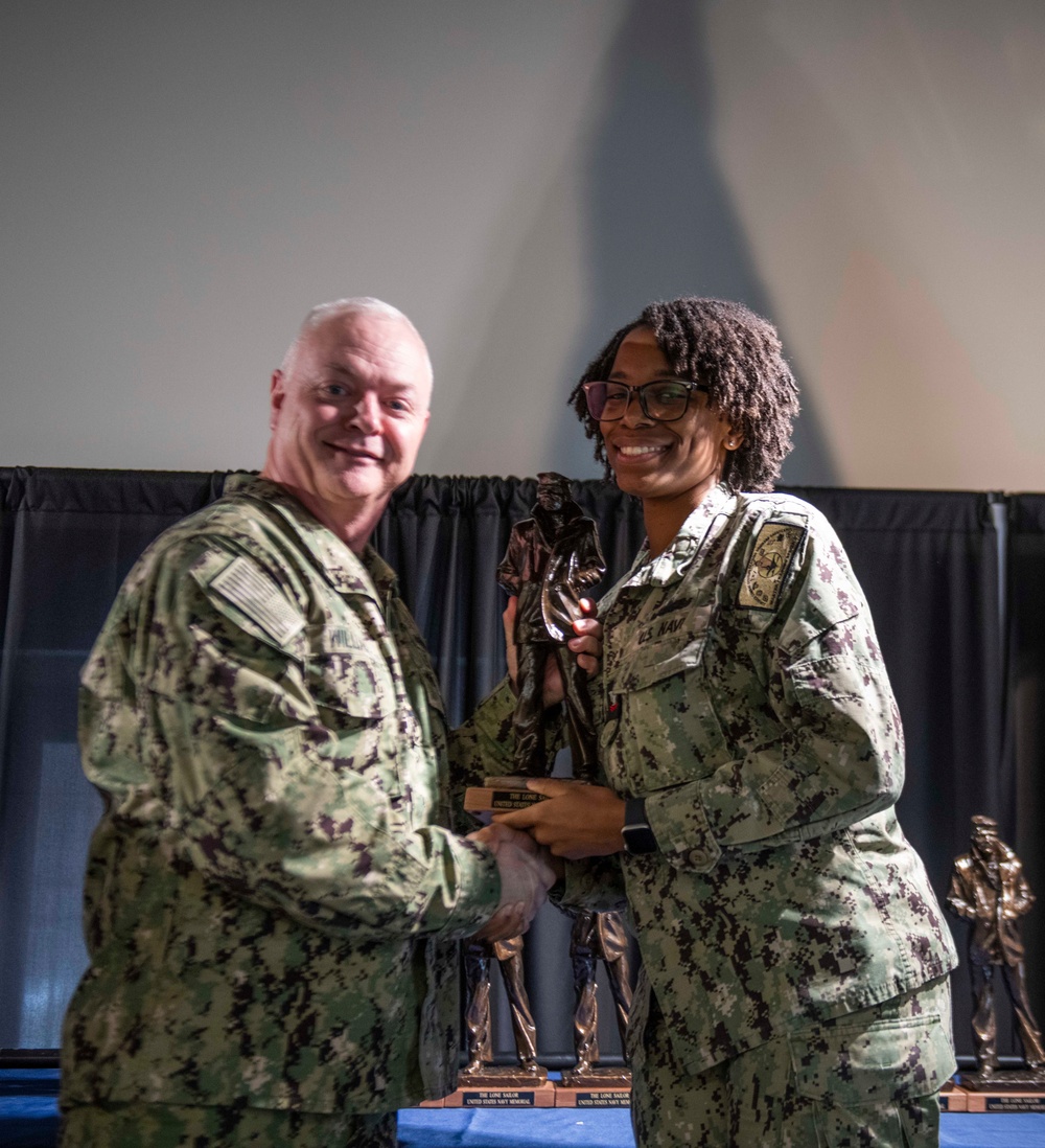 NSGL, Tenant Command Sailors Receive Navy League SOY Awards