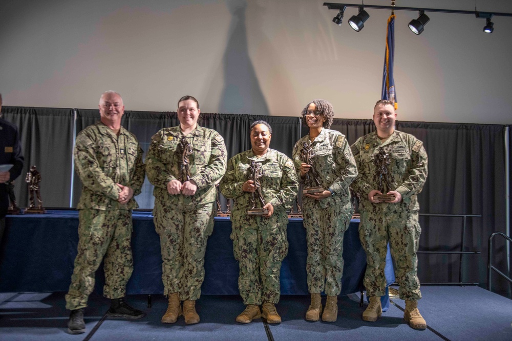 NSGL, Tenant Command Sailors Receive Navy League SOY Awards