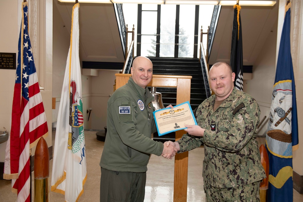 NSGL, Tenant Command Sailors Receive Navy League SOY Awards