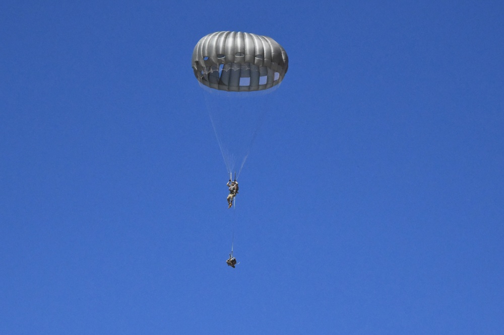 Airborne Test Force tests field radio ruck to survive airborne combat missions