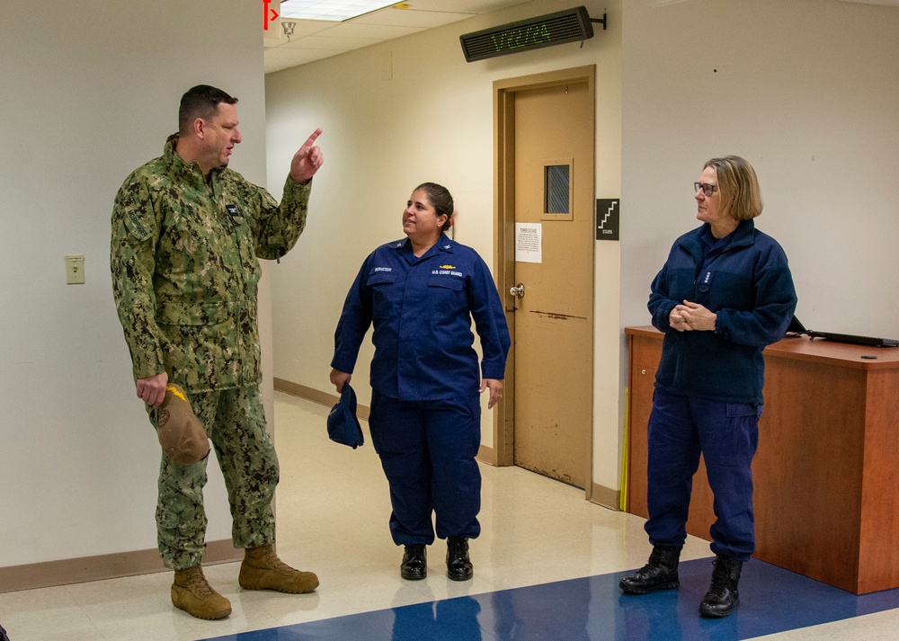 Admiral Linda Fagan Visits NSA Mid-South