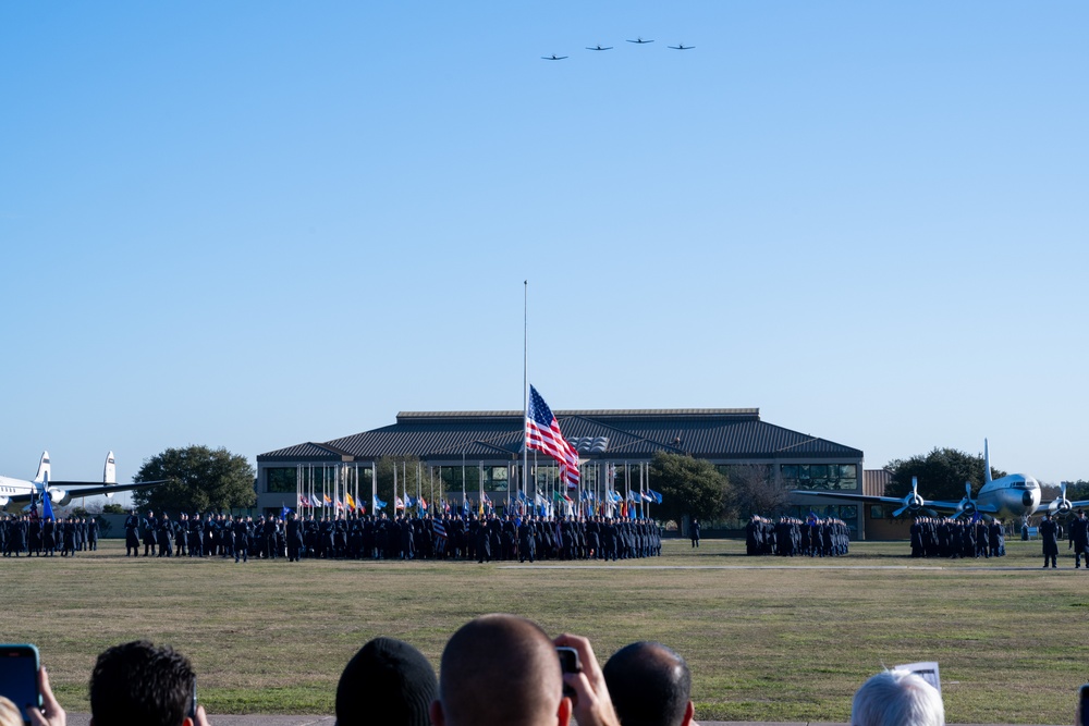 Leadership San Antonio visits jBSA-Lackland