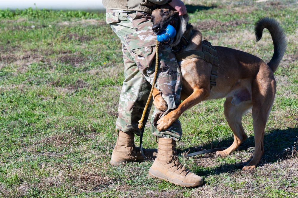 Leadership San Antonio visits jBSA-Lackland