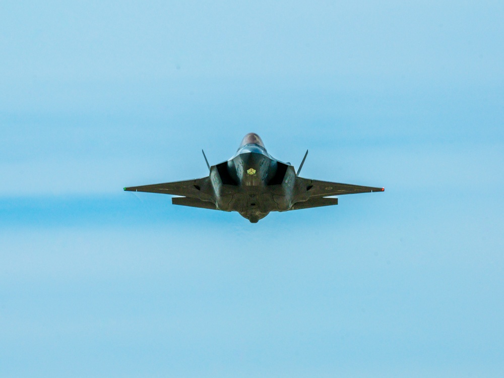 Luke Fighters Soar Over Gila Bend