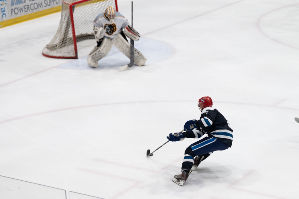 Eielson Icemen lose 6-3 to Arctic Warriors in 28th annual Commander's Cup