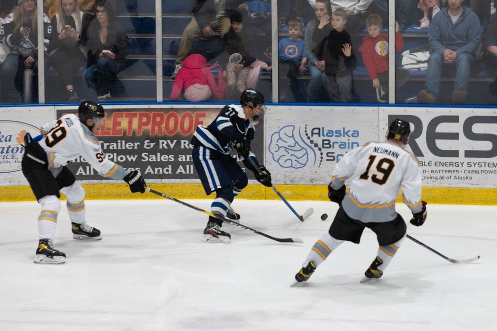 Eielson Icemen lose 6-3 to Arctic Warriors in 28th annual Commander's Cup