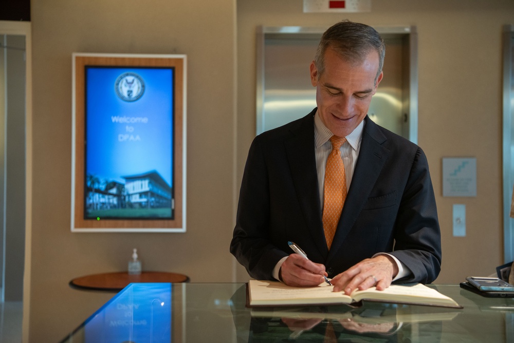 U.S. Ambassador to India Eric Garcetti Tours DPAA