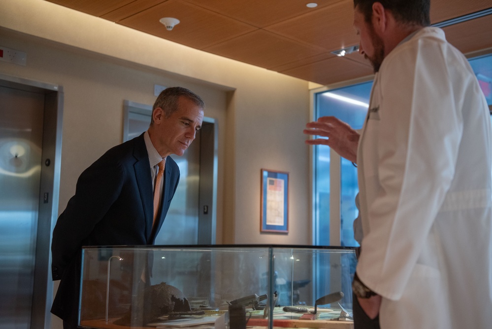 U.S. Ambassador to India Eric Garcetti Tours DPAA