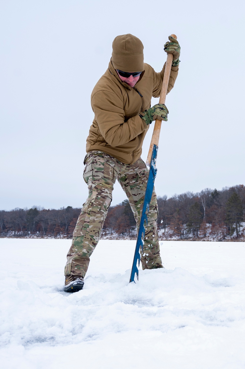 Navy Explosive Ordnance Disposal Hosts Arctic Training Exercise Snow Crab Ex 24-1